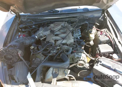 2001 Ford Mustang из США, поврежденный, VIN 1FAFP44451F162222